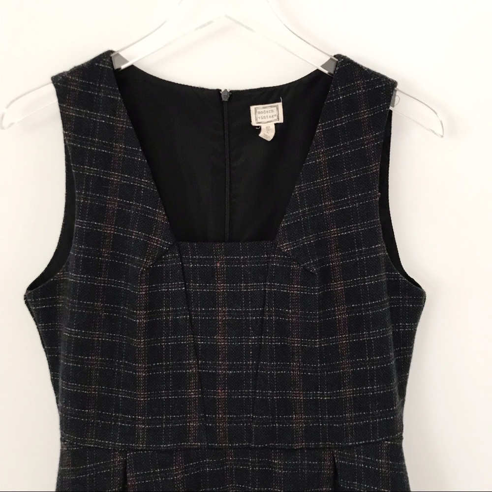 Modcloth Black Textured Square-Neck Fit-and-Flare Dress - Picture 4 of 9